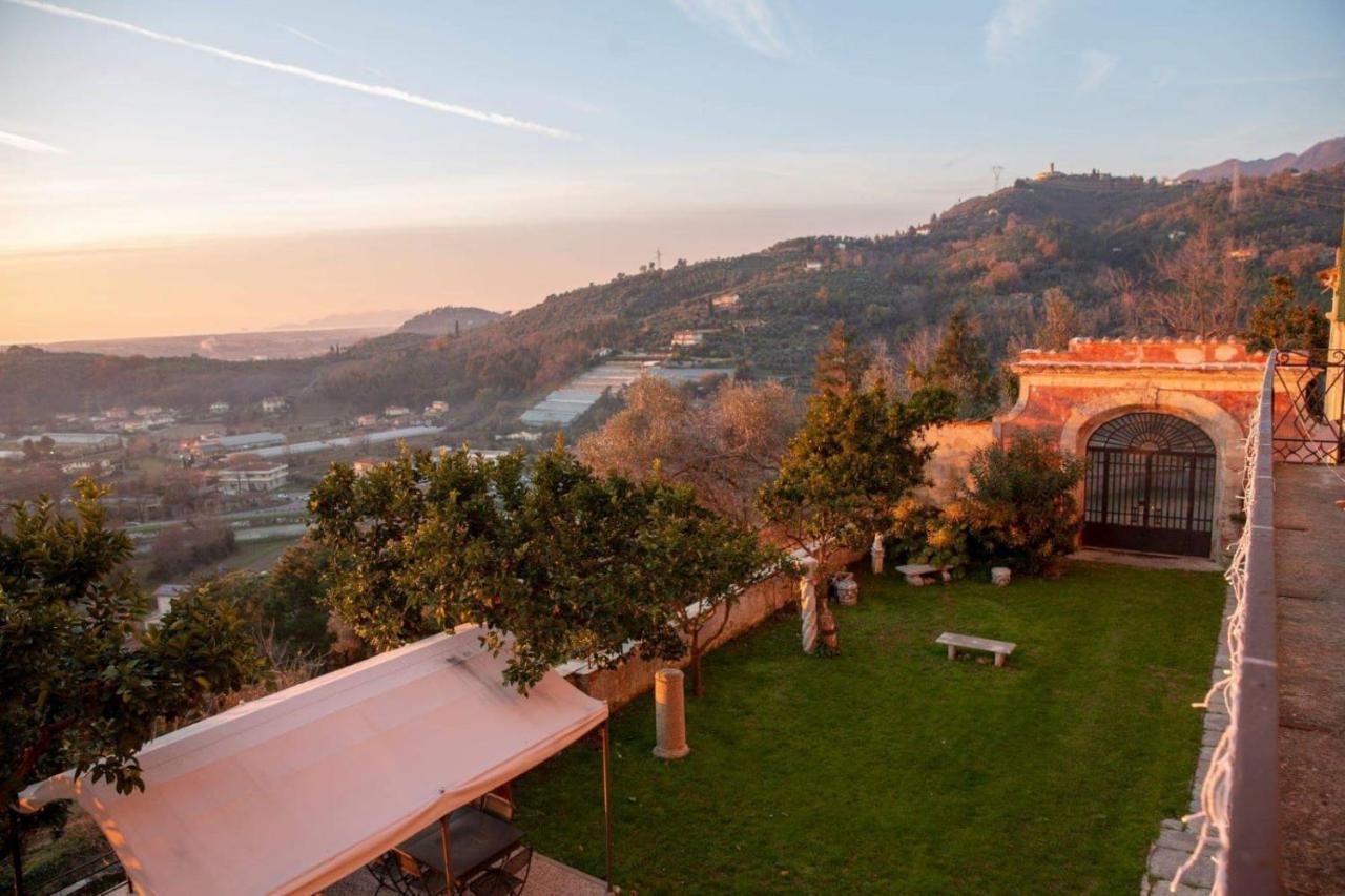 Agriturismo Villa Cavallini 카마이오레 외부 사진